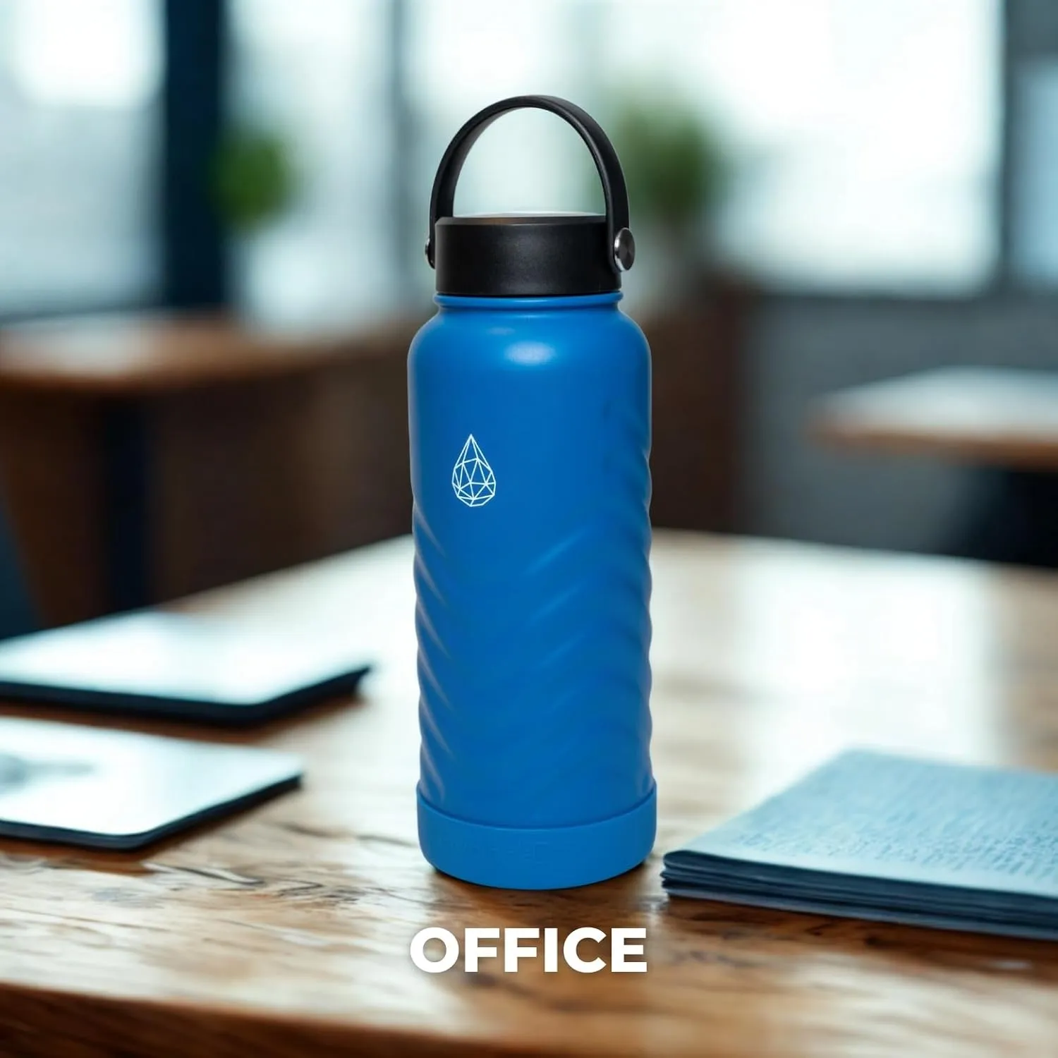 32oz Insulated Water Bottle with Straw and Spout,Stainless Steel with Fluid Scale,Leak-Proof,Wide Mouth,BPA-Free,Silicone Boot & Handle – Black Sports Flask for Gym,Hiking,Travel