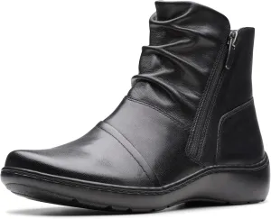 Clarks Women's Cora Pace