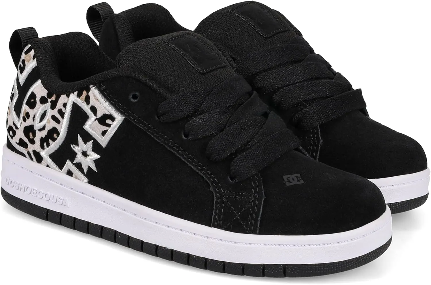 DC Shoes Women's Court Graffik Sneaker