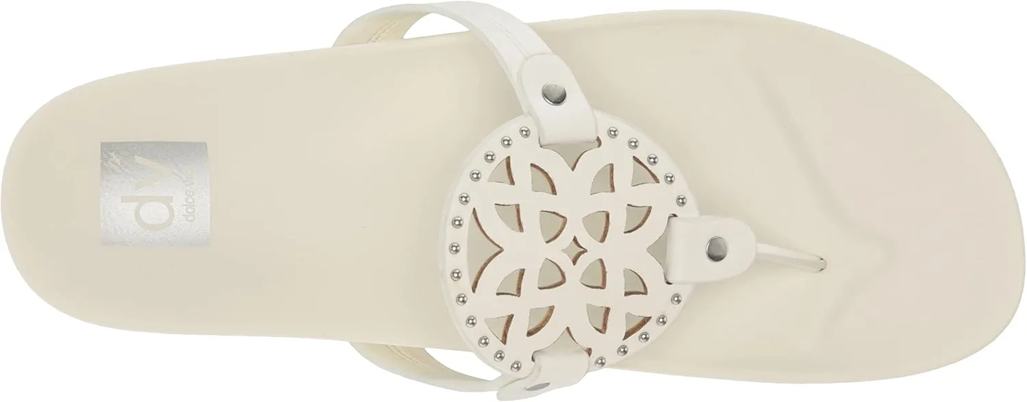 DV Dolce Vita Women's Pilar Flip-Flop