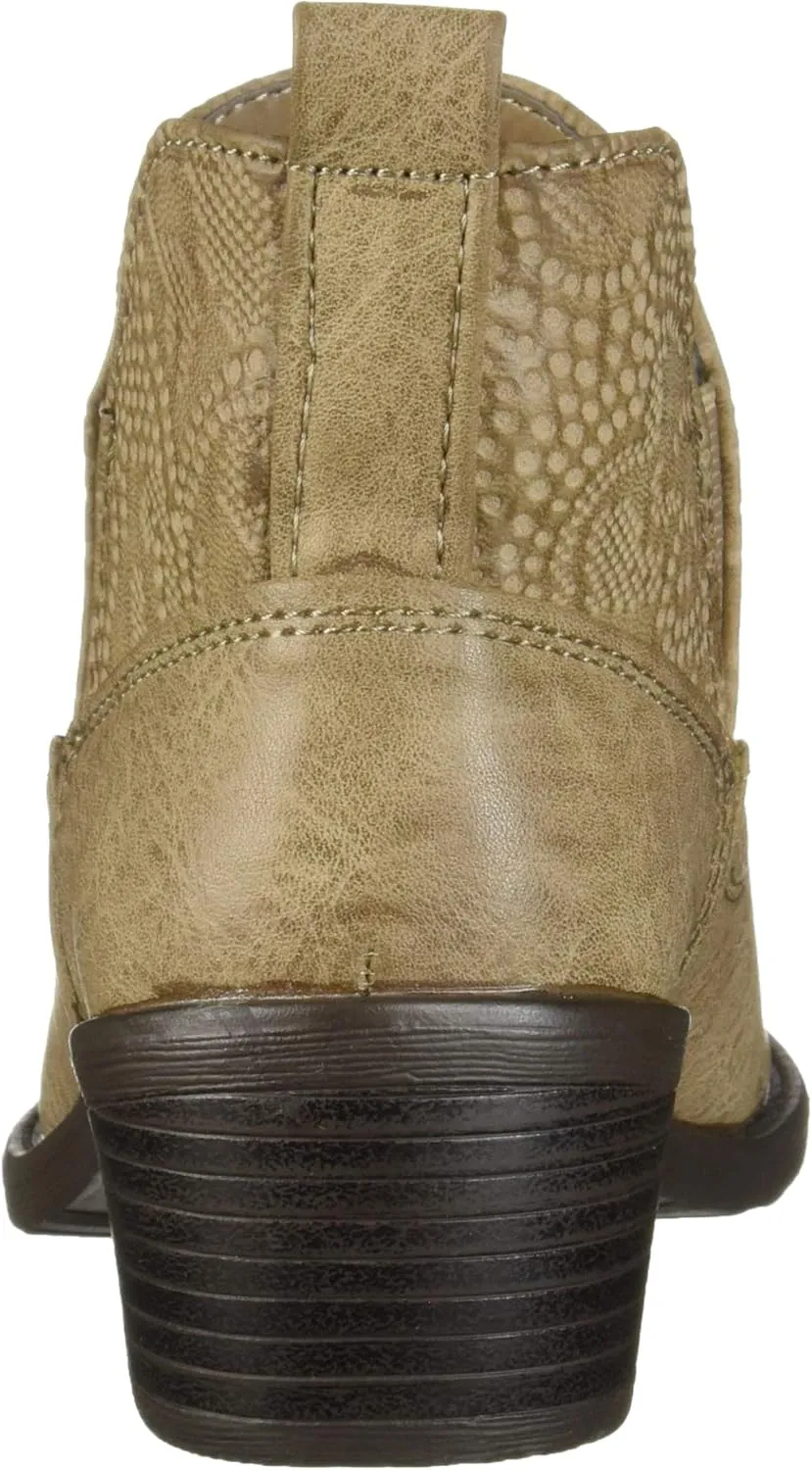 Easy Street Women's Legend Ankle Boot