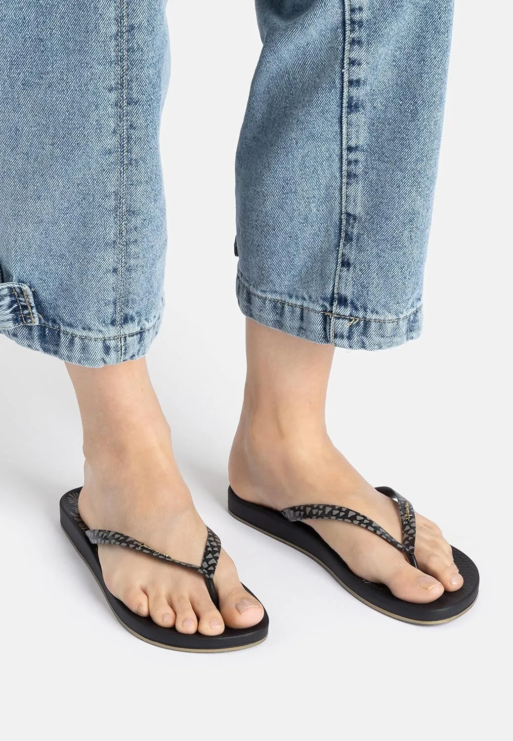 Ipanema Women's Slide Flip-Flop