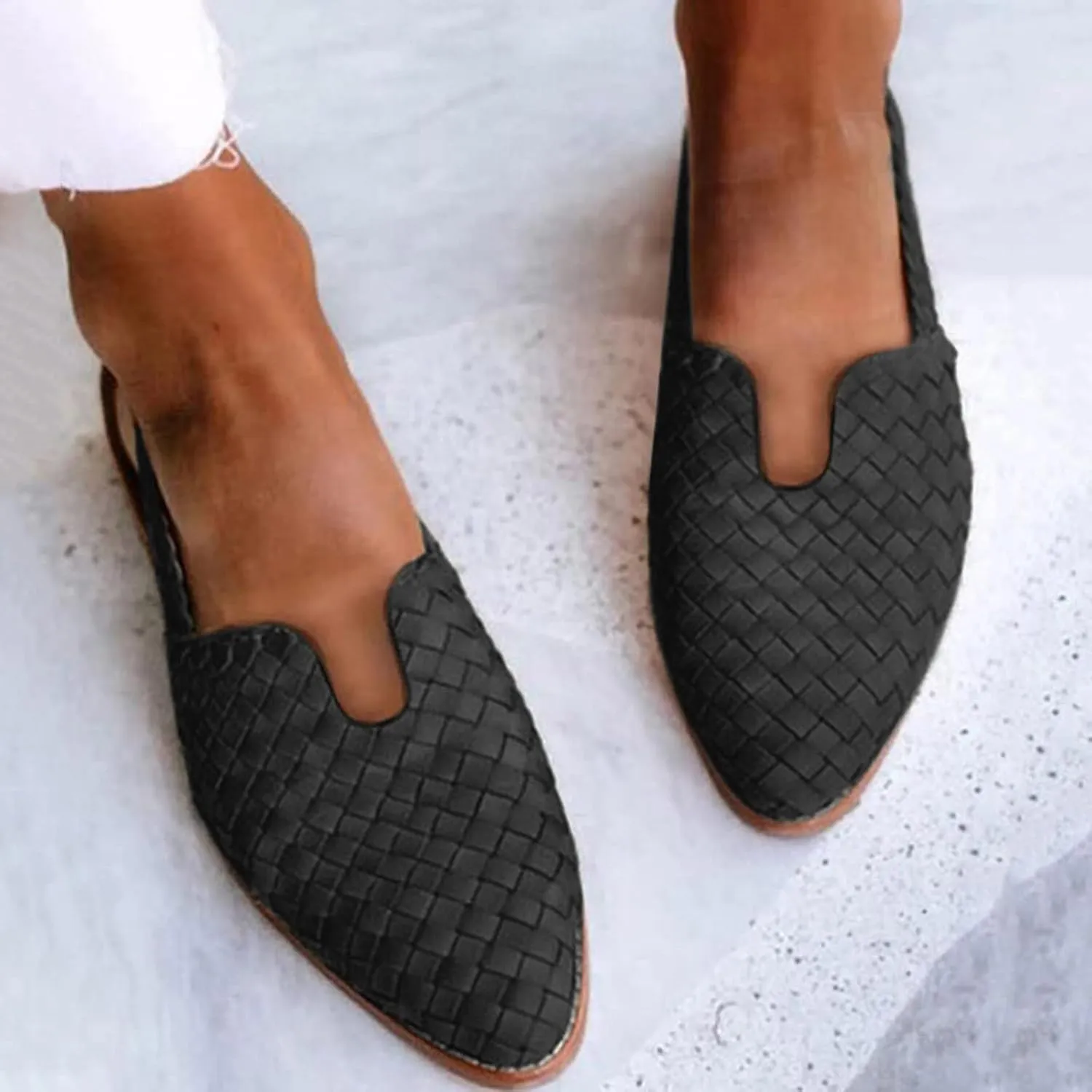 Low Heel Sandal for Women Summer Fashion Cutout Baotou Pointed Toe Closed Toe Weave Strap Buckle Casual Flat Sandalias Comfortable Slides Mules Shoes