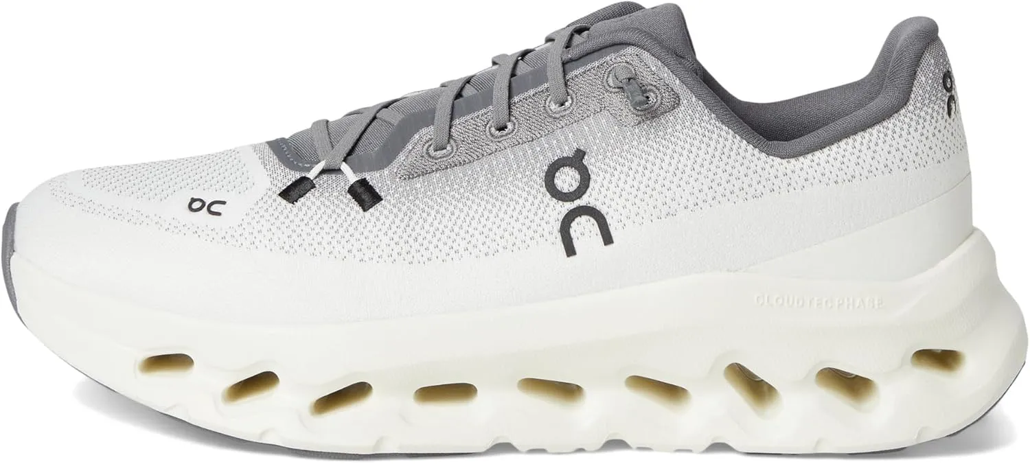 On Women's Cloudtilt Sneaker
