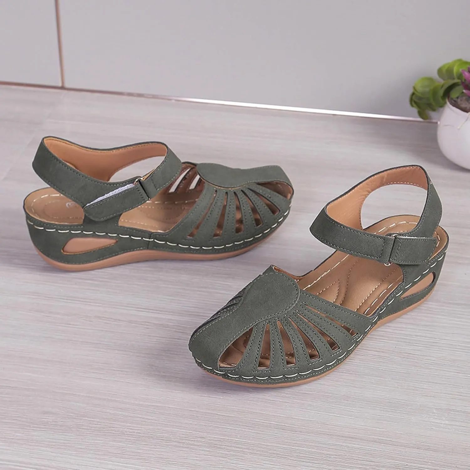 Platform Clogs for Women Closed Toe Wedge Sandals Slip On Walking Sandals Hollow Out Comfortable Vacation Sandals