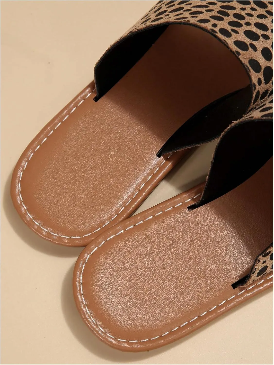 Verdusa Women's Leopard Print Flip Flop Sandals Casual Thong Sandals