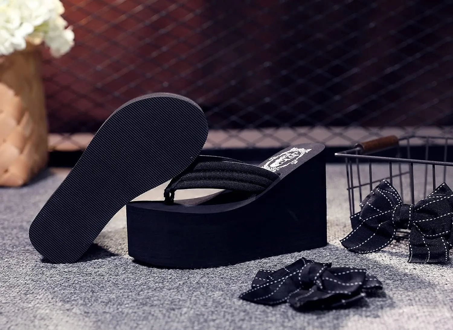 Womens Platform Flip Flops Gothic Sandals For Women Chunky High Heel Flip Flop Goth Wedge Slippers With Bowknot